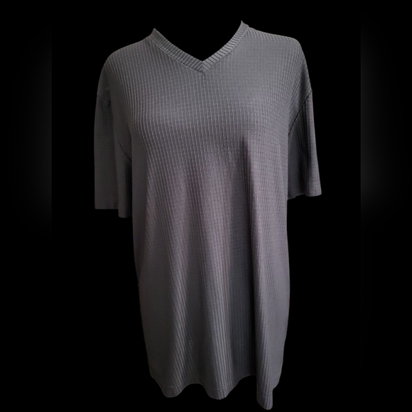 Guess Black Ribbed  V Neck Top Short Sleeve XL - Picture 10 of 14